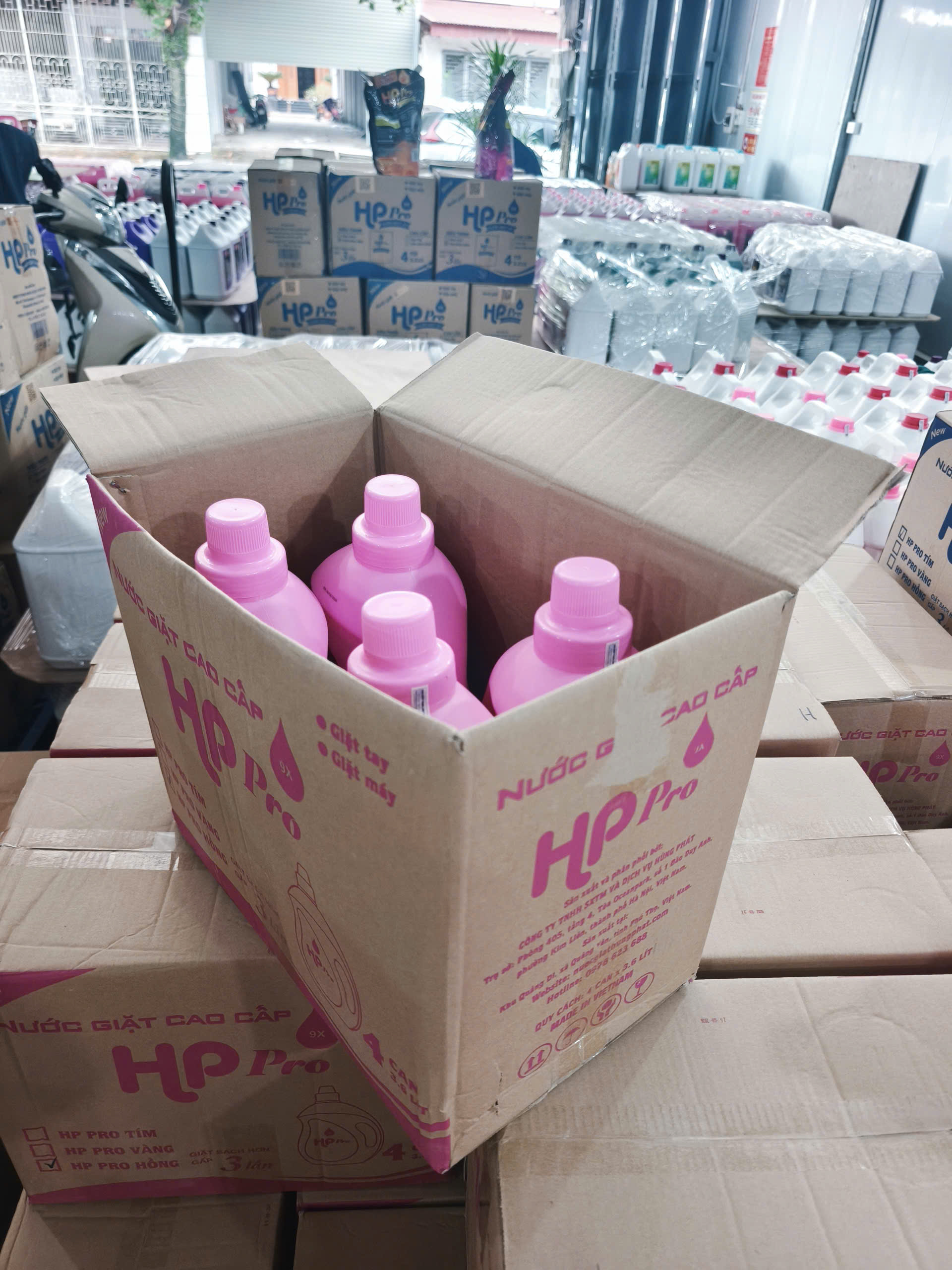 Nước giặt xả Cao cấp HP Pro (Tem Hồng) - Ảnh 3